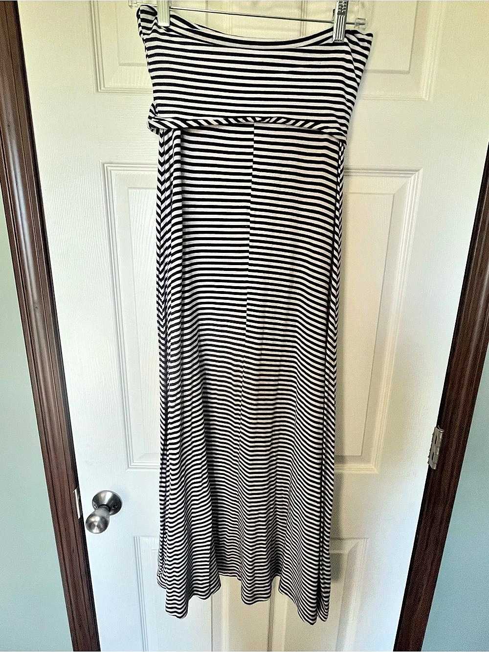Gap Striped Maxi Dress in Black & White Size Small